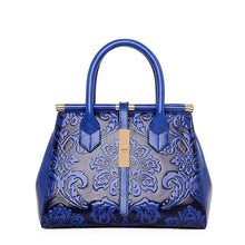 Western-Tooled-Purse