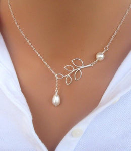 Cloud Dancer Necklace