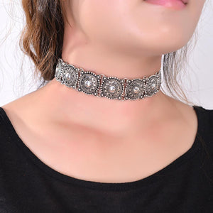 Aeris Concho Choker