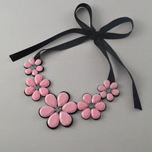 Novia Necklace