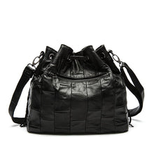 Roque Fringe Handbag