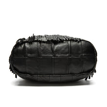 Roque Fringe Handbag