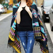 Tsunu Hooded Shawl