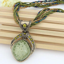 Lustrous Necklace
