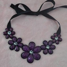 Novia Necklace