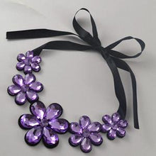 Novia Necklace