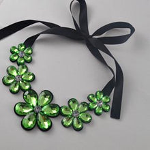 Novia Necklace