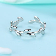 Tess Sterling Silver Ring