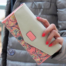 Love's Verse Wallet